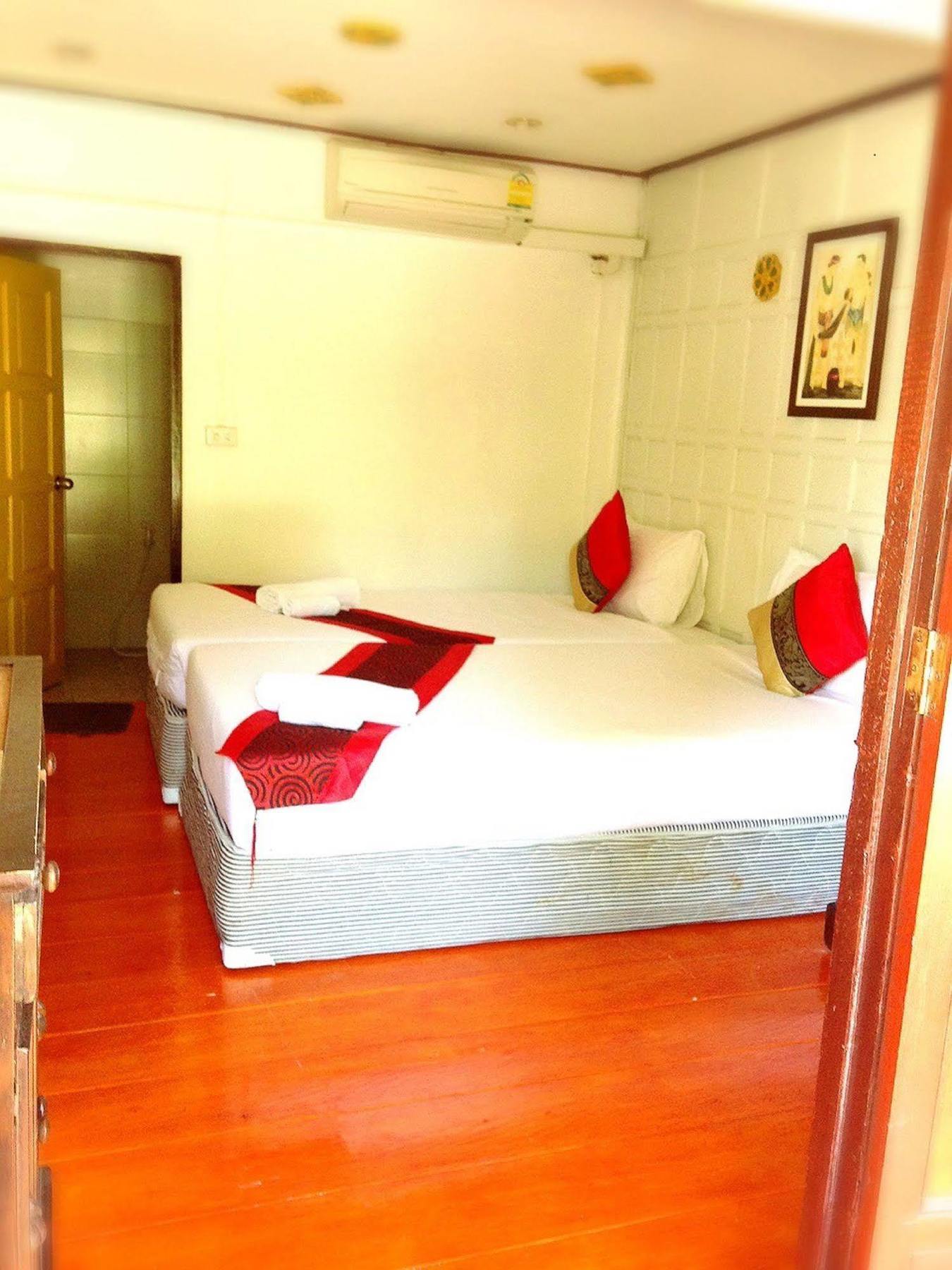 Jaroenrat Resort สมุทรสงคราม ภายนอก รูปภาพ
